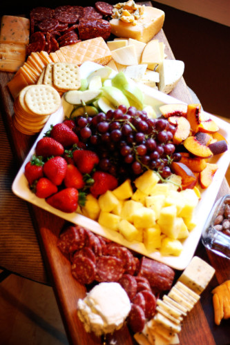 How to put together a cheese party tray for your next wine and cheese party